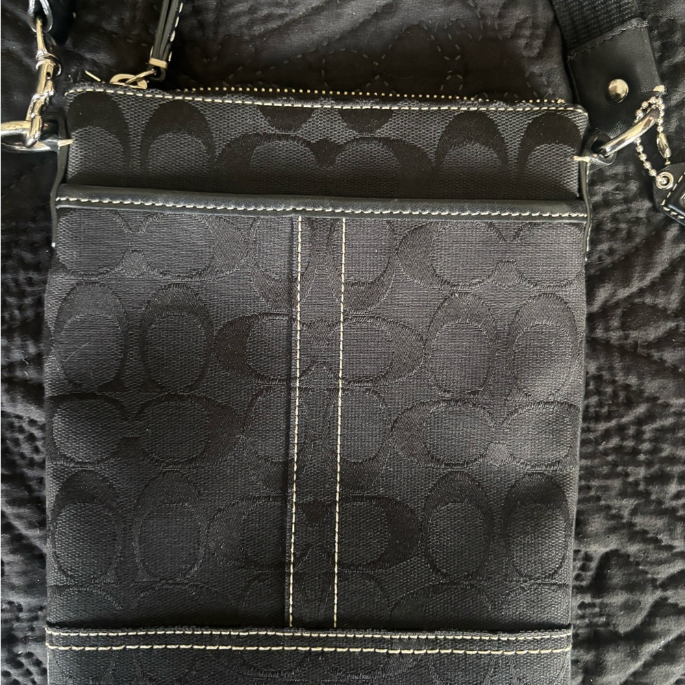 Auth Coach Crossbody Bag. Adjustable  Strap, Black Signature Logo Exterior